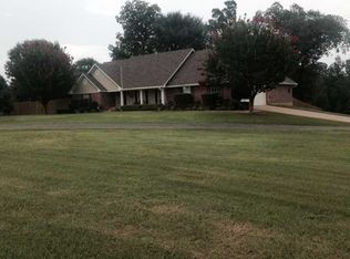 1602 Linton Rd, Benton, LA 71006