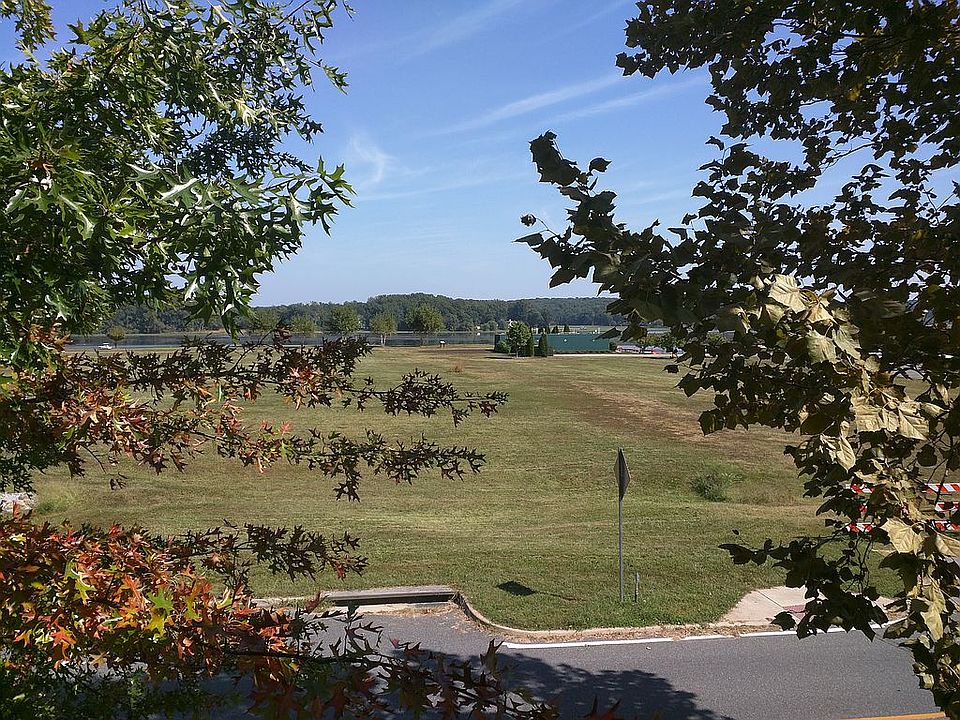 Closer view - field & river