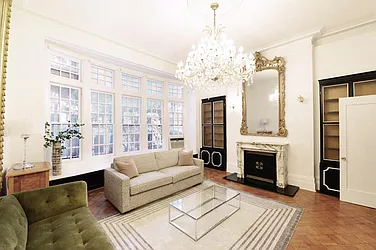 112 East 61st Street, #1