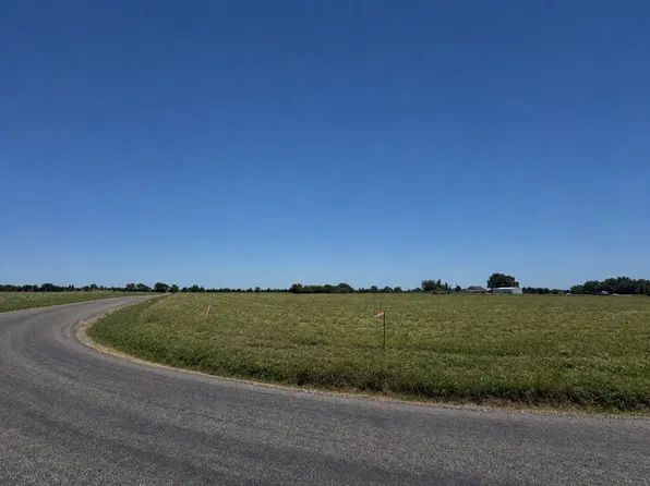 LOT 1st Cres #33500, Sumner, TX 75486