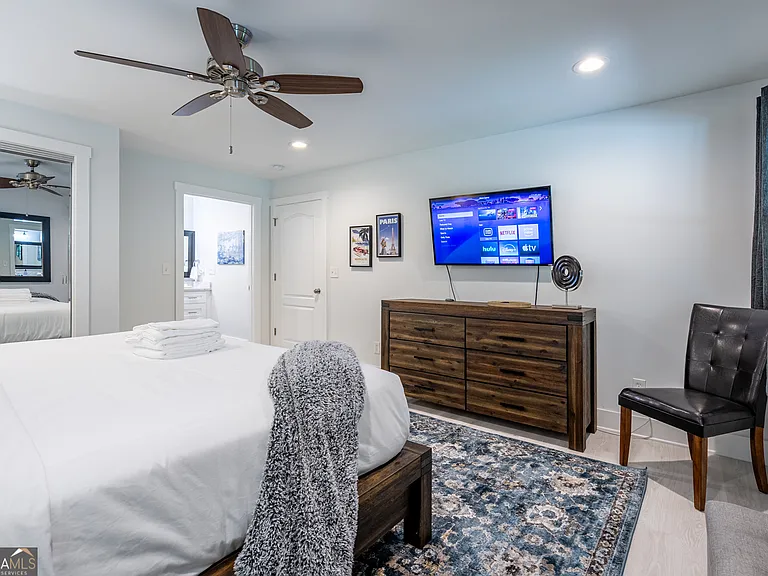 2617 Caladium Dr NE — Photo 22