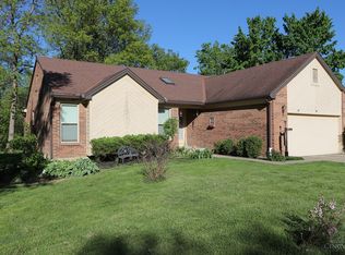 7790 Strawberry Hill Ln, Maineville, OH 45039
