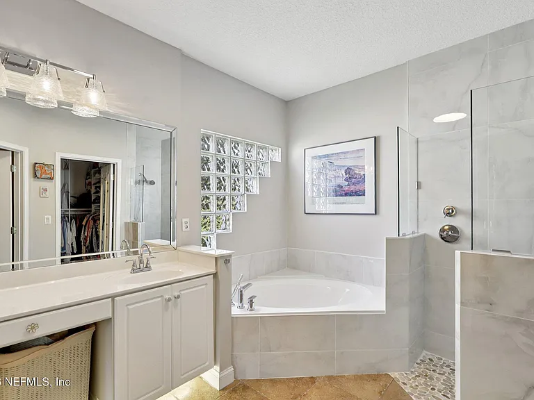 6534 Burnham Cir — Photo 19