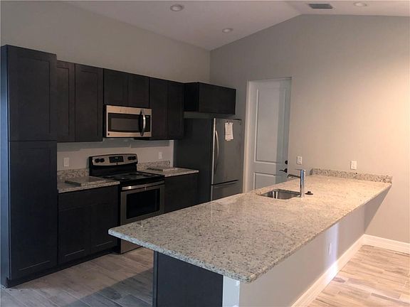 3rd image of 8750 Cypress Lake Dr