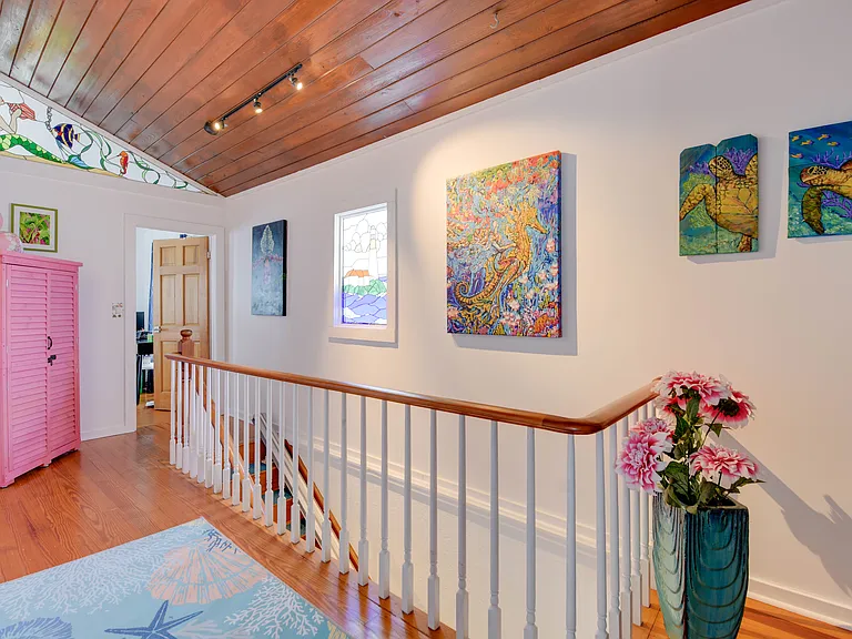 1009 Watson St — Photo 11