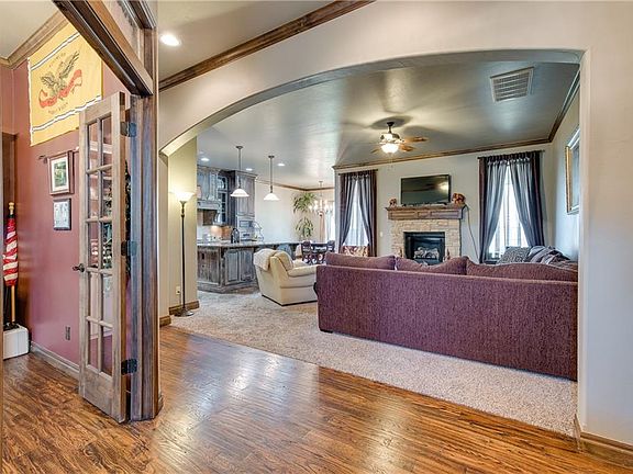 5th image of 4009 Chesterfield Pl