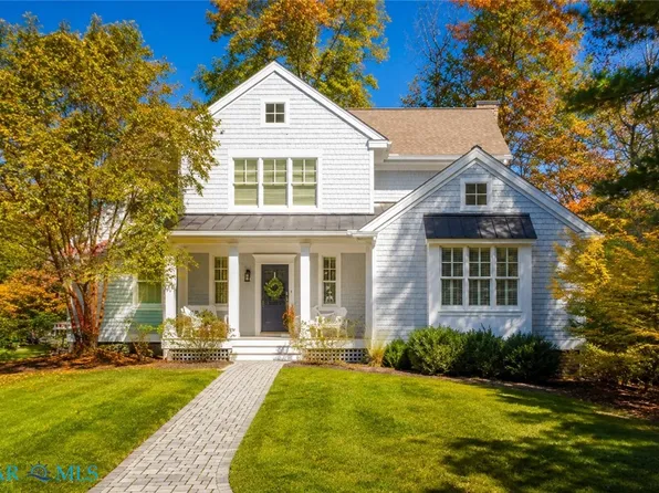 139 Moccasin Trl, Weems, VA 22576