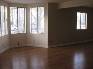 1083 45th St APT 1, Emeryville, CA 94608