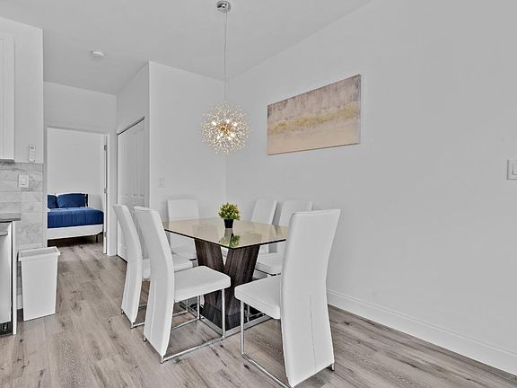 3rd image of 167 NW 38th St #1