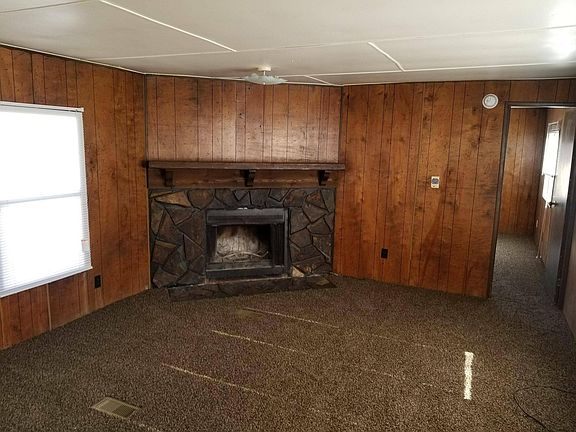 2nd image of 6114 N Duck St