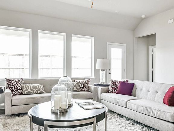 HS 2326 Living Room