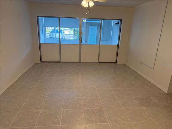 5th image of 2290 AARON STREET #101
