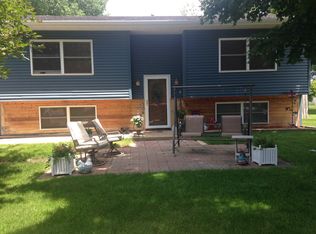 1304 3rd St NW, Waseca, MN 56093