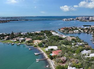 1515 Hillview Dr, Sarasota, FL 34239