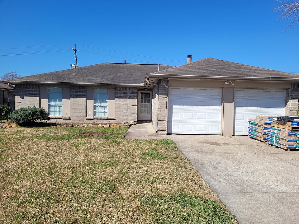 1st image of 1113 Canyon Springs Dr