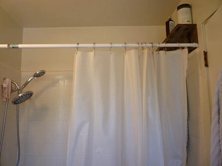 210 Locust St — Photo 8