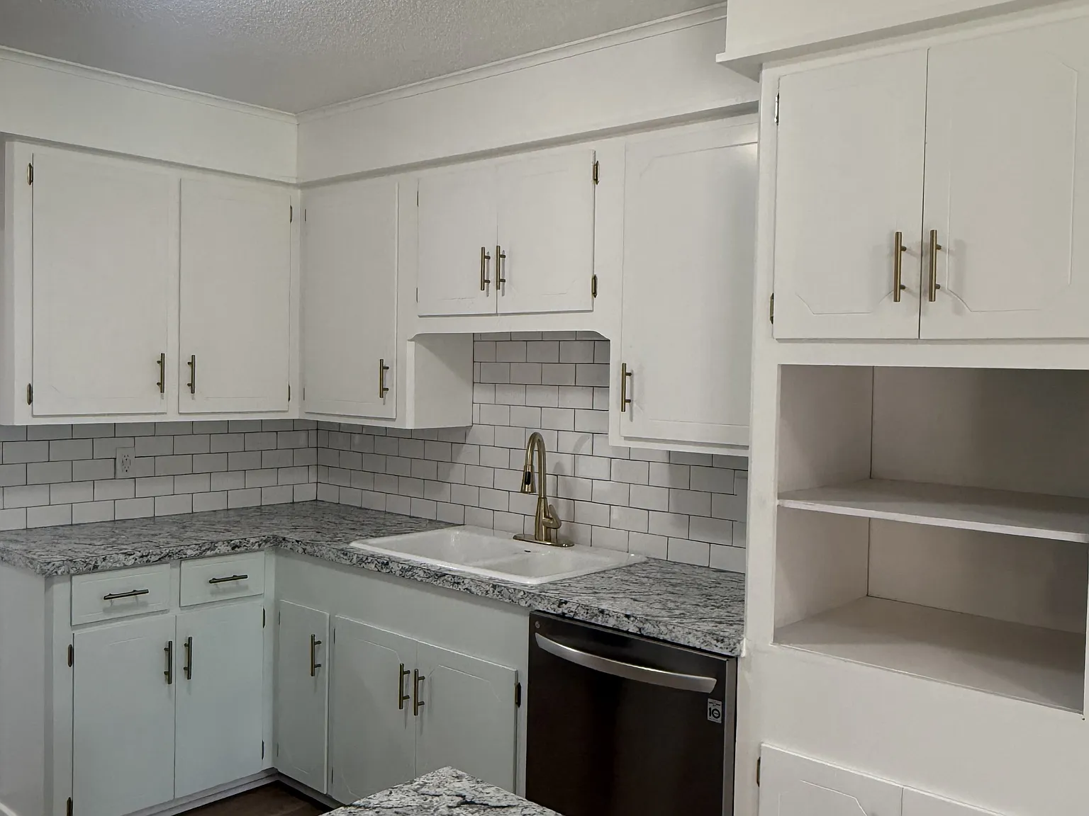 2108 East 24th Street - 1 — Photo 4