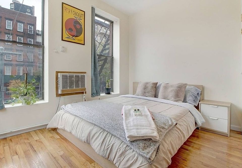 1st image of 76 E 1st St #1BK