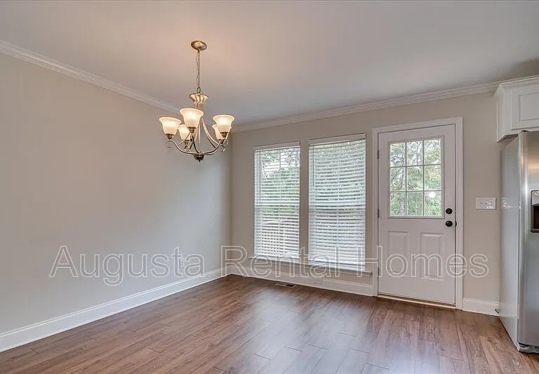 33 Ashton Pointe Dr — Photo 9