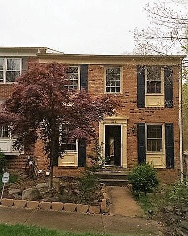 Beatiful Brick Townhome