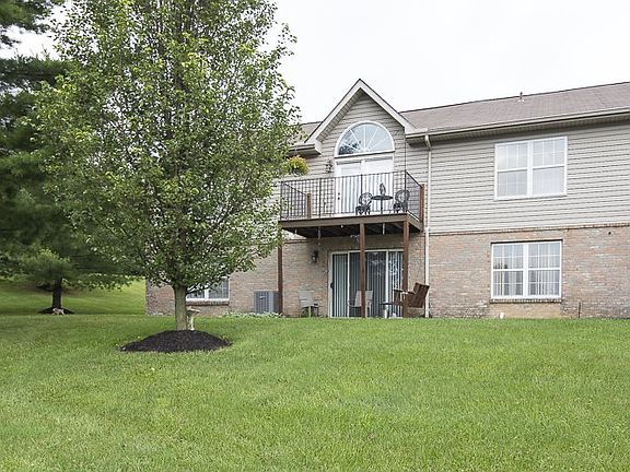2nd image of 103 Ashley Ct
