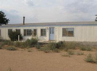 9574 Sunnyslope Rd, Phelan, CA 92371