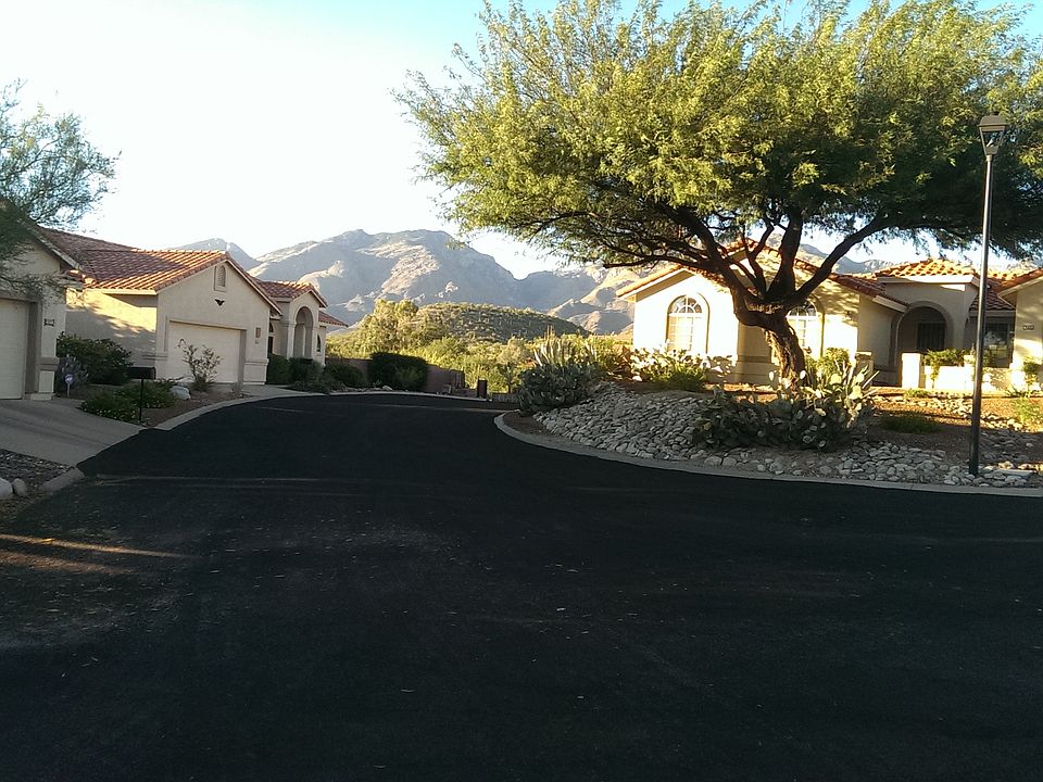 1st image of 4730 N Mayfair Cir