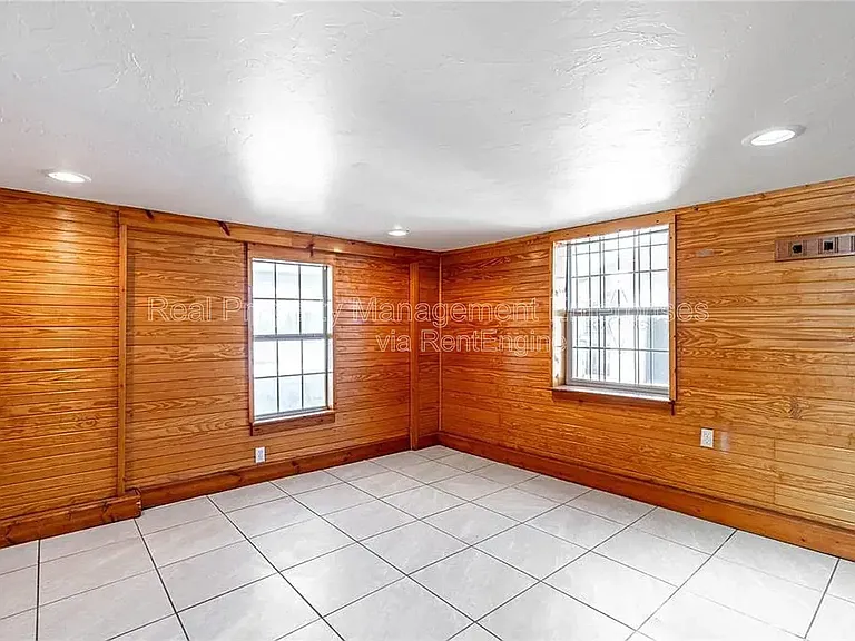 3633 N Youngs Blvd — Photo 16