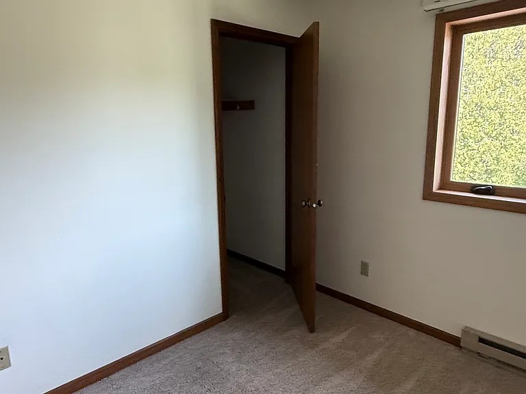 880 Hemlock Dr — Photo 13