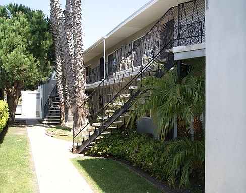 1st image of 1536 Pacific Beach Dr APT 2