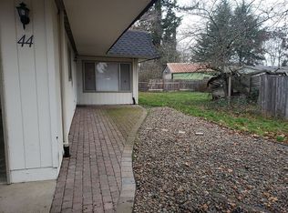 42 N 8th St, Lebanon, OR 97355