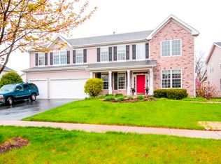 816 Lindsey Ln, Bolingbrook, IL 60440