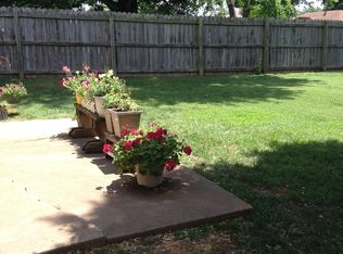 834 E Deerfield St, Springfield, MO 65807