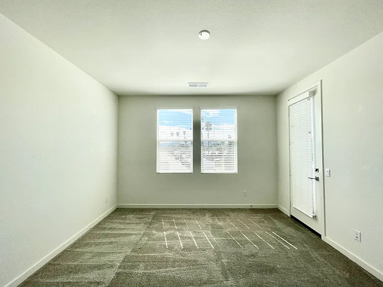 9319 E Heaney Cir — Photo 20