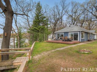 1376 E 88th St, Newaygo, MI 49337