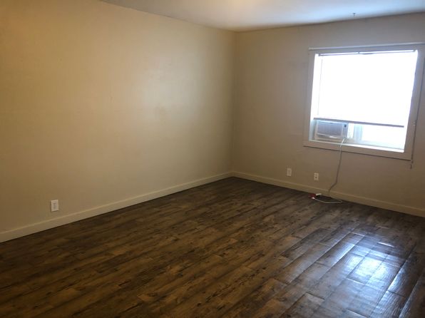 15 S Main St APT 3