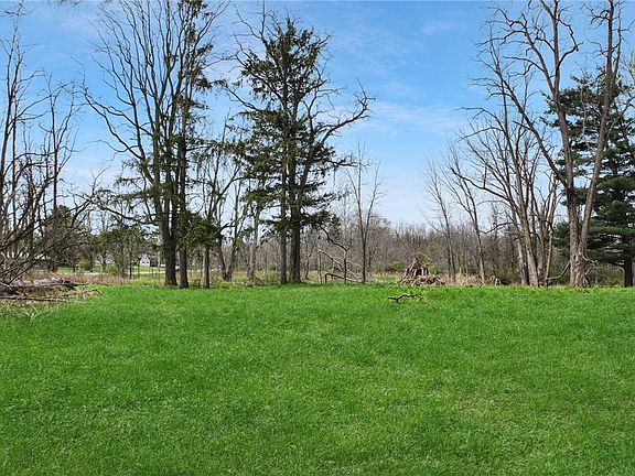 5th image of 6031 Podunk Rd
