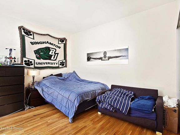 3rd image of 152 E 35th St APT 6A