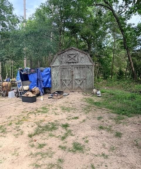 Listing photo 3
