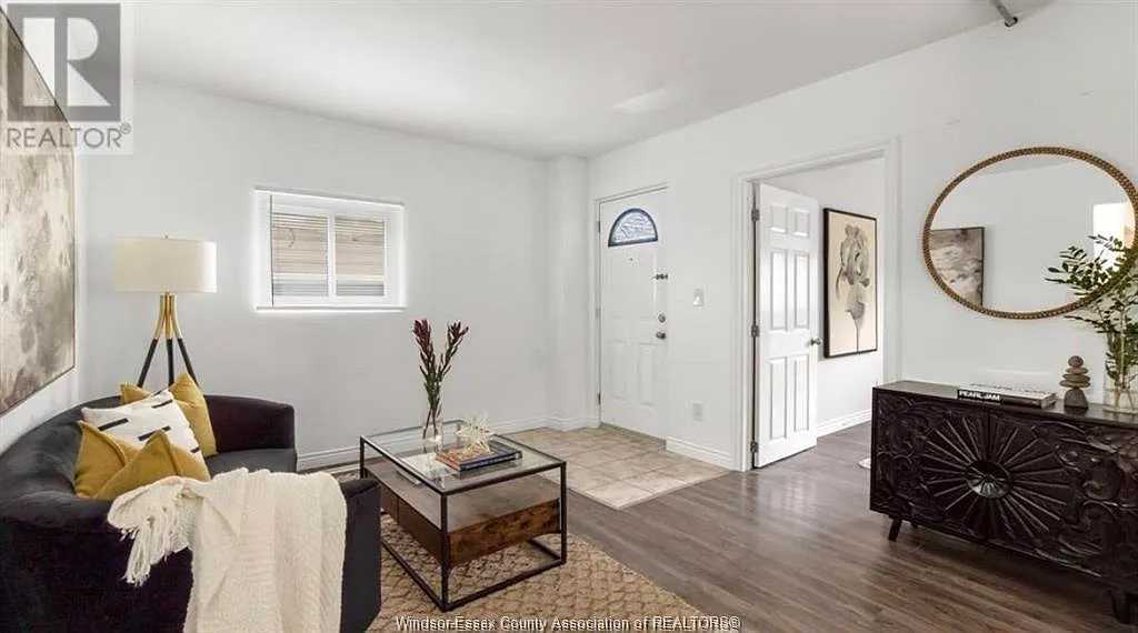 2 bed, $1,575 — Photo 3