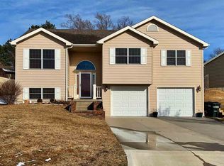 309 Lockett Ln, Saint George, KS 66535