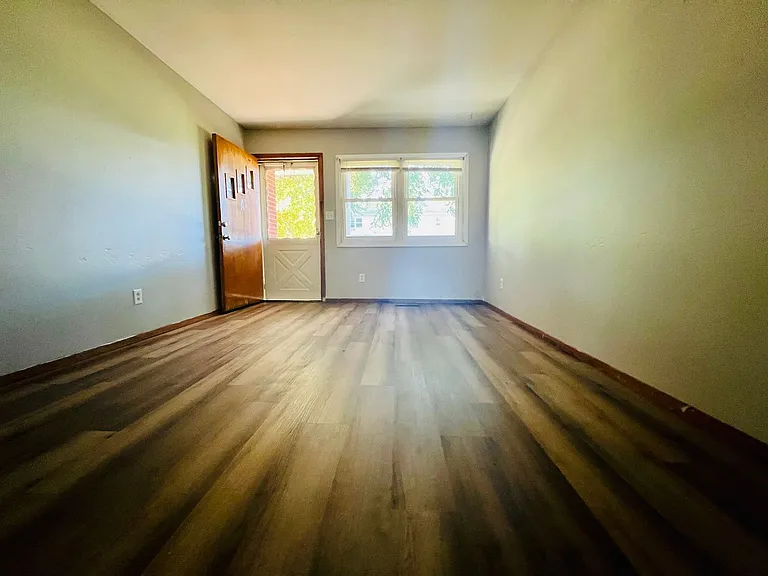 238 Palmer Dr — Photo 4