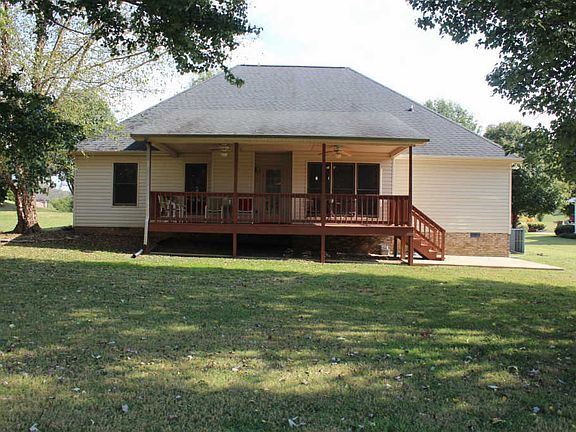4th image of 1212 Willow Brook Dr