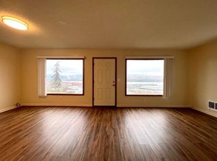 1002 E 7th St, The Dalles, OR 97058