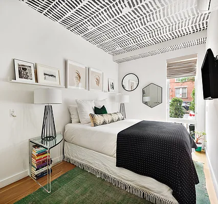 Rented by Compass | media 10