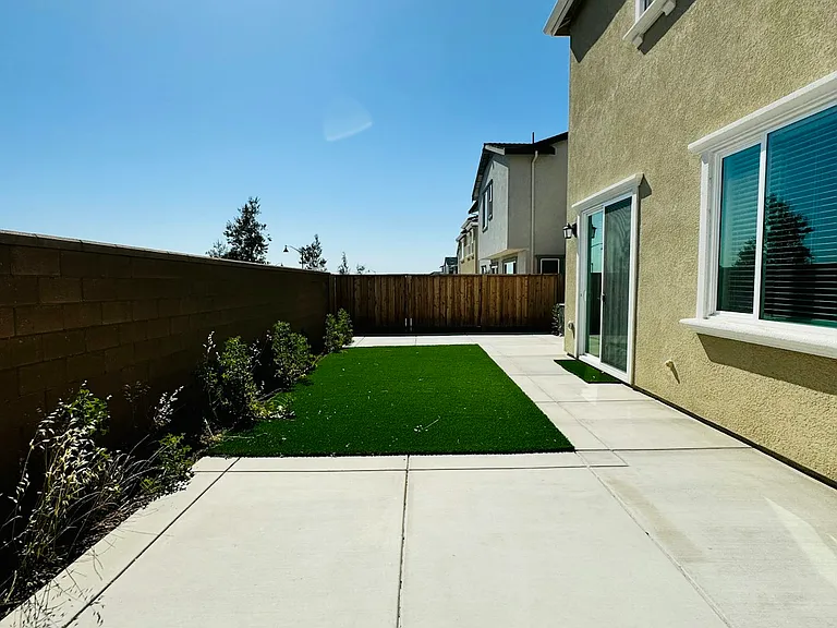3973 Telluride St — Photo 10