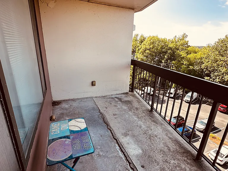 1550 Worcester Rd #526 — Photo 47
