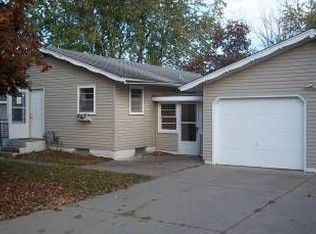 135 Dale Ave S, Annandale, MN 55302