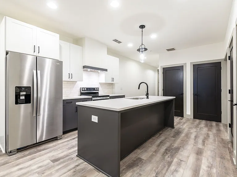 28 Becker Pl — Photo 9