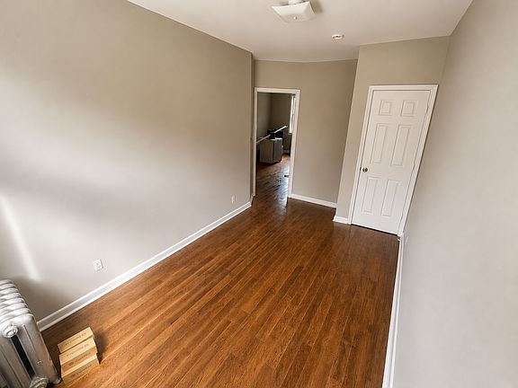 5th image of 1239 N 2nd St Floor 2